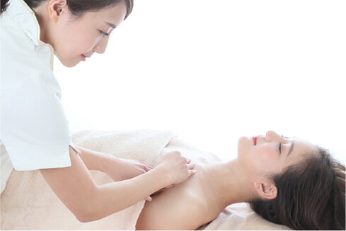 細胞活性化ジェルでプレマッサージ