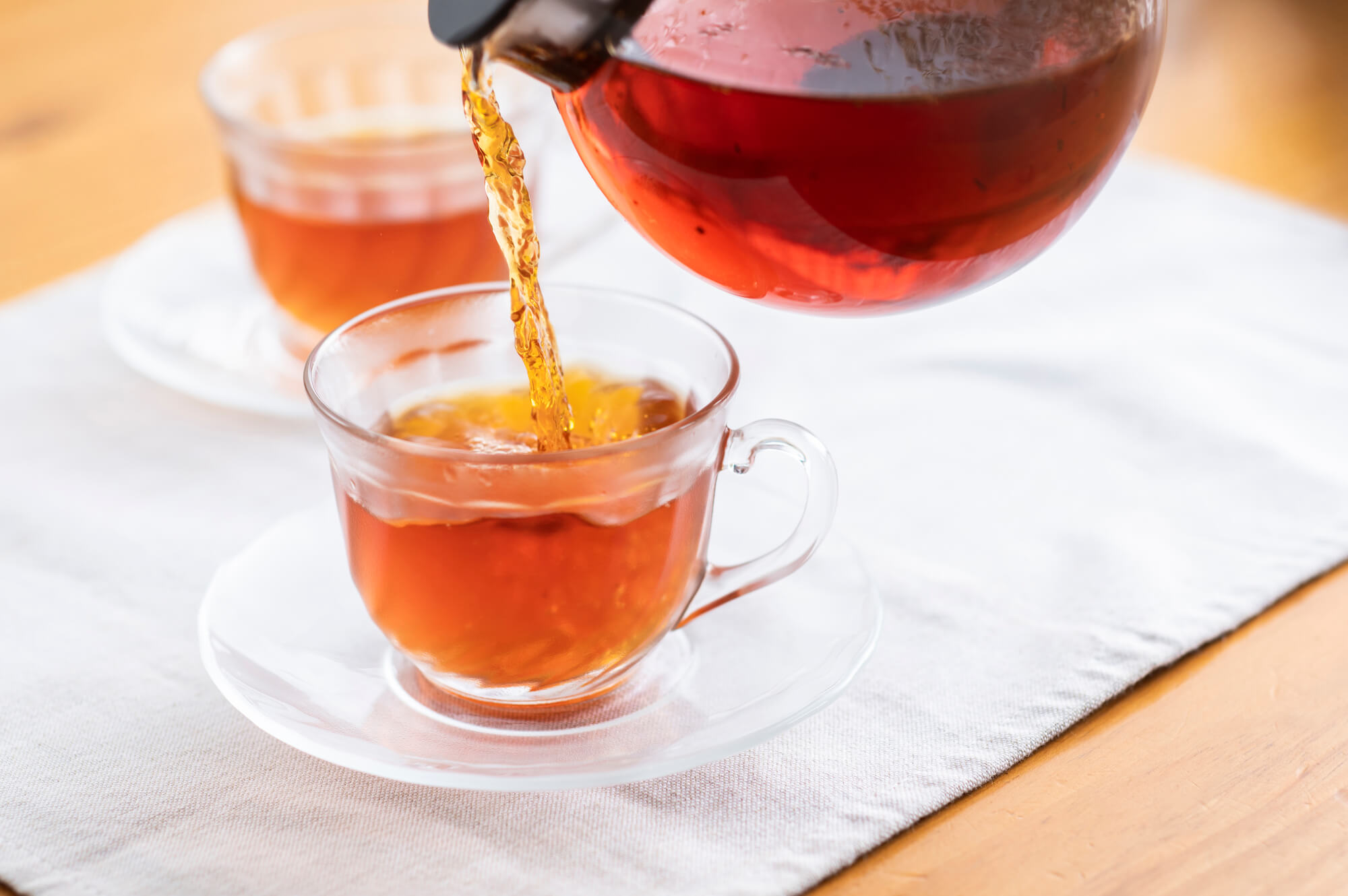 バストアップにお茶がよいといわれる理由とは？