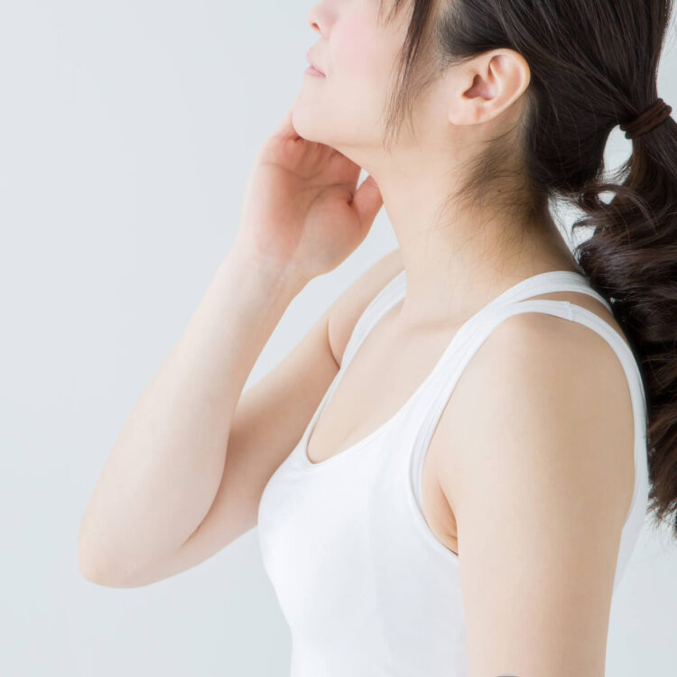 40代から胸を大きくするには？効果的な育乳方法を徹底解説
