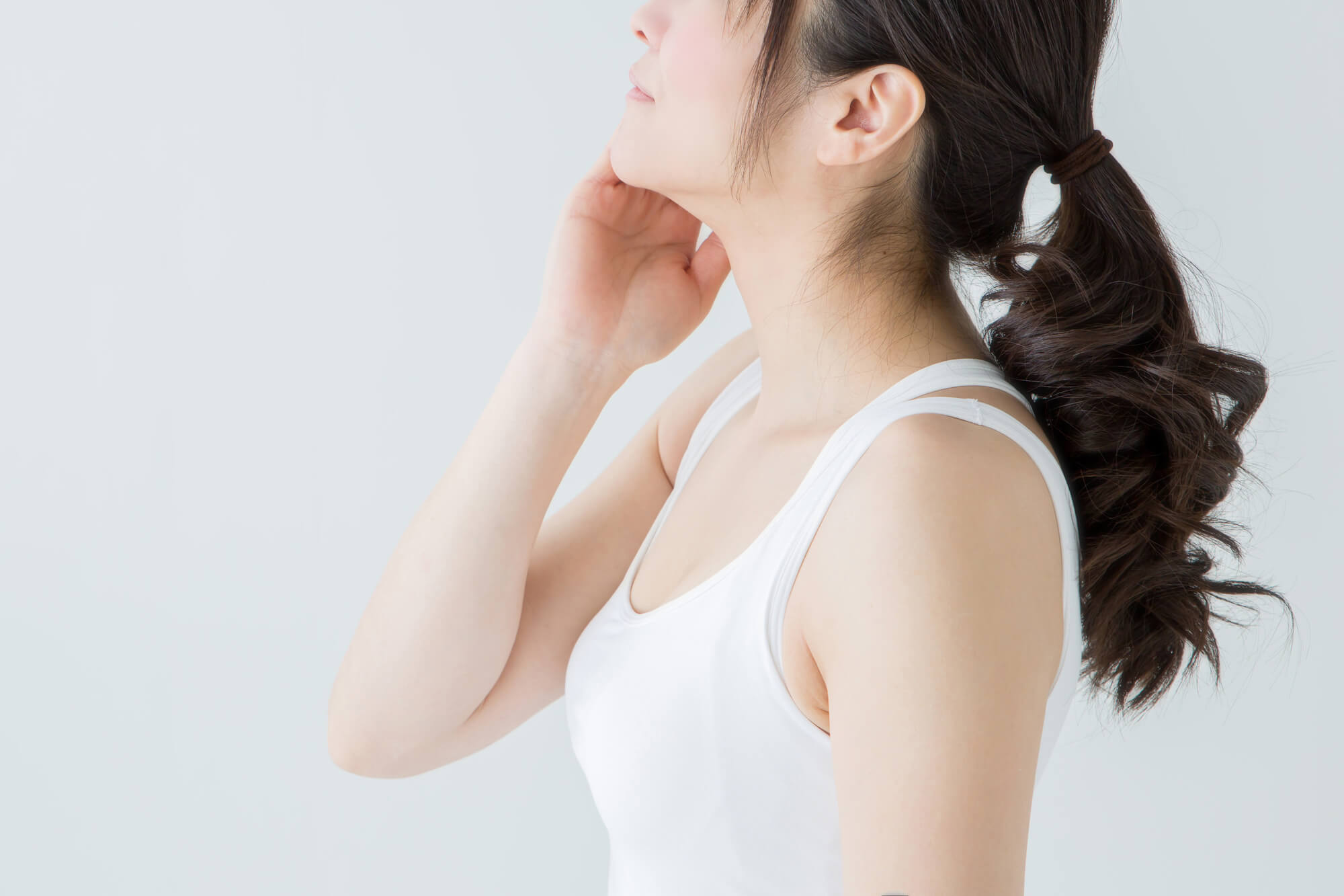 40代から胸を大きくするには？効果的な育乳方法を徹底解説