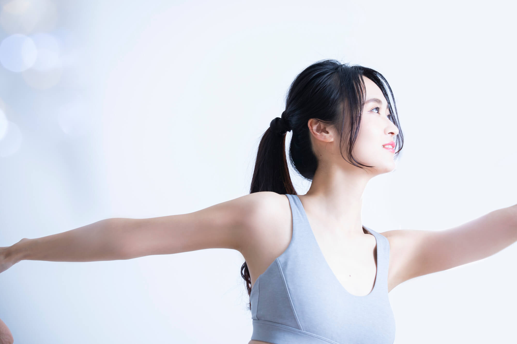 バストアップ体操でボリュームのある上向きのバストを目指せます。