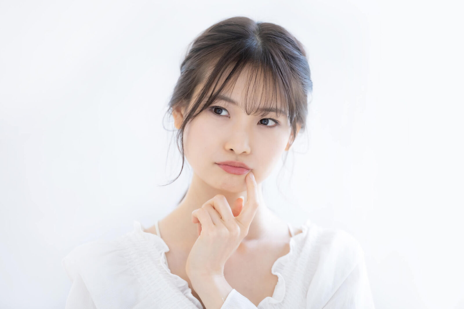 バストに姿勢は関係するの?