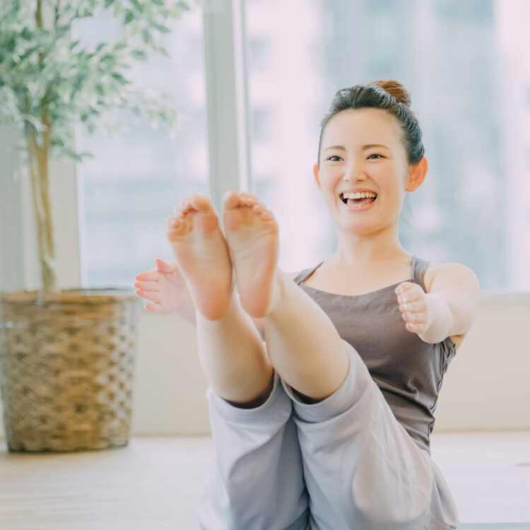 ピラティスはバストアップに効果があるのか？おすすめのエクササイズもご紹介