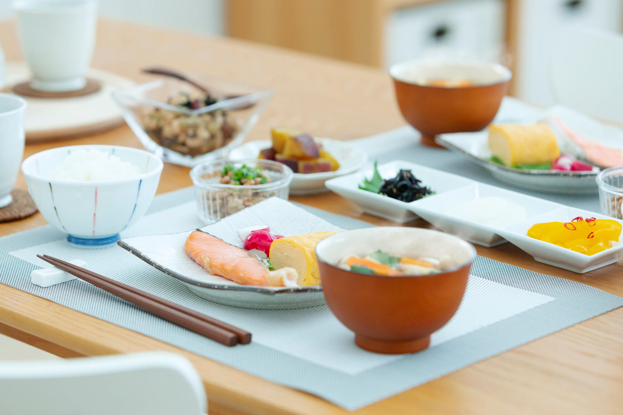 自宅で胸を大きくするには