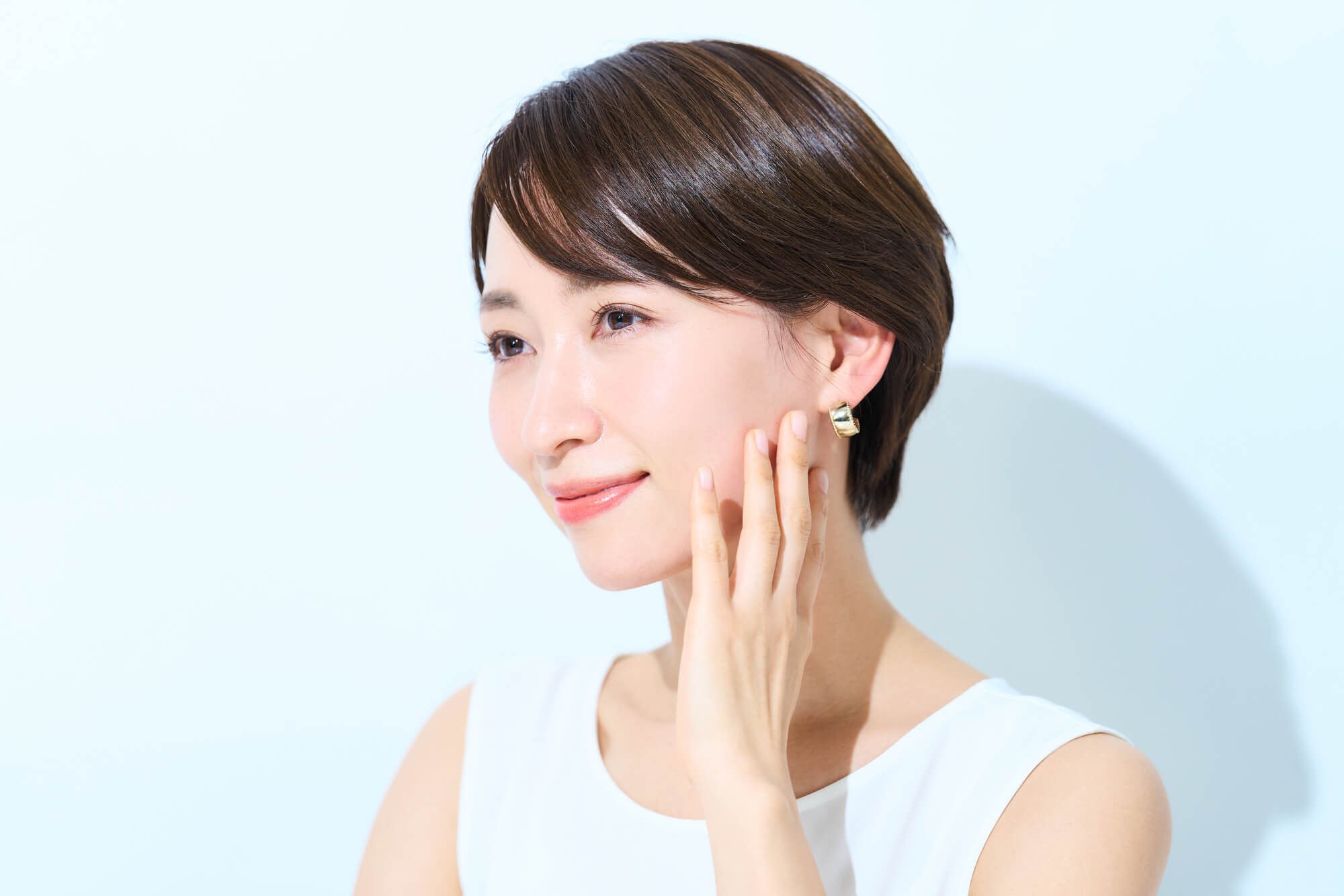 マイクロカレントは、肌のハリ・弾力のアップなど幅広い美容効果が期待できます。
