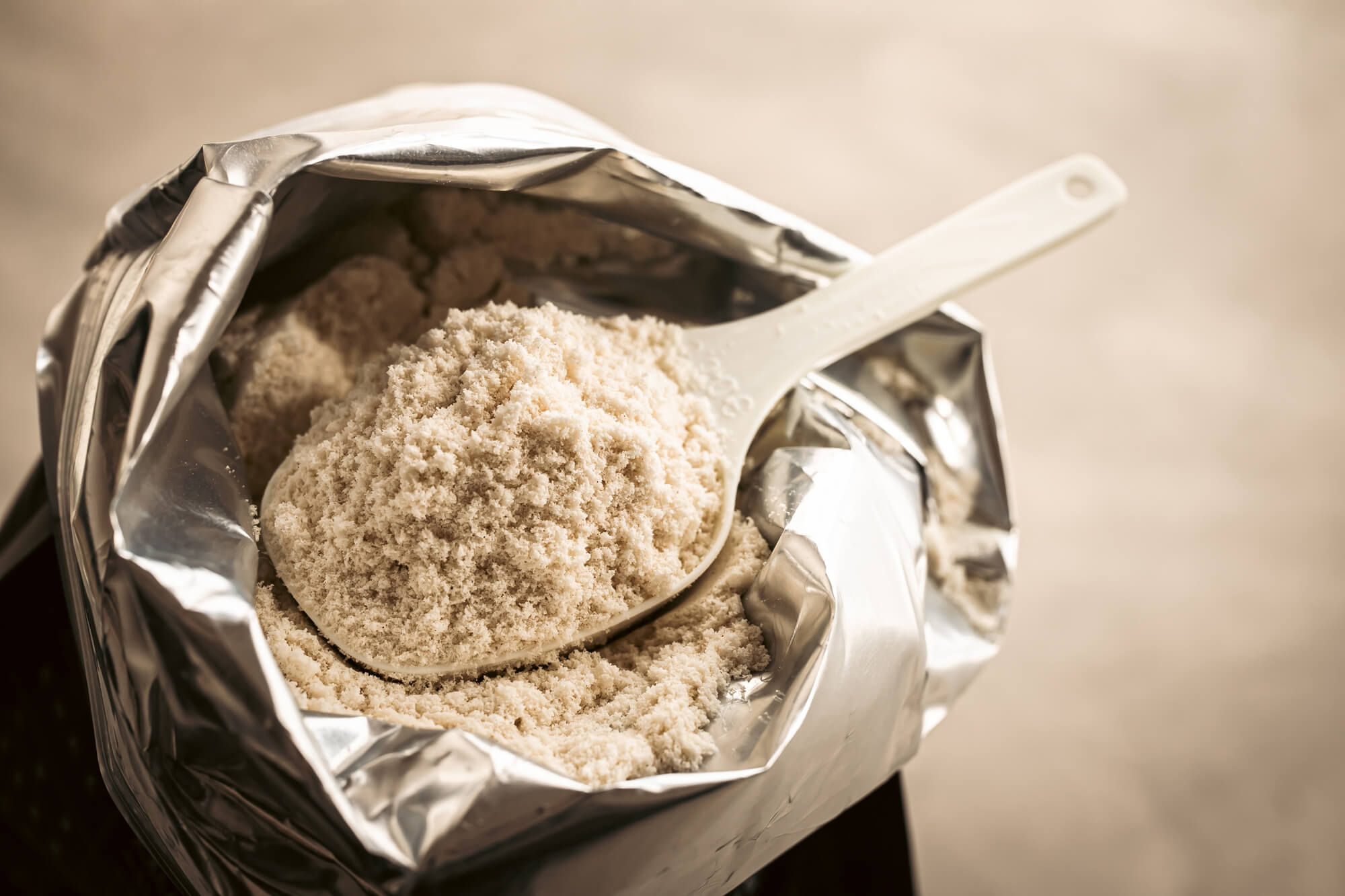 プロテインが育乳に効果的な理由